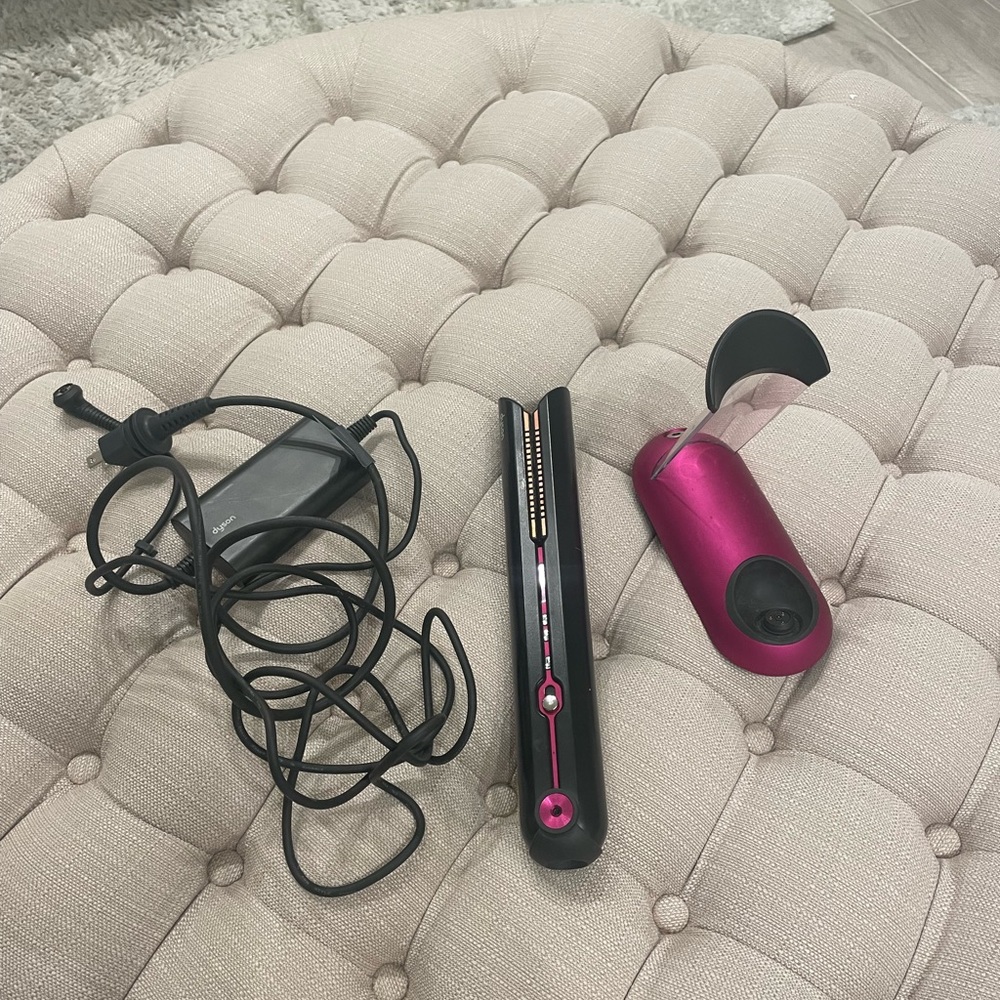 Dyson Corrale cordless straightener